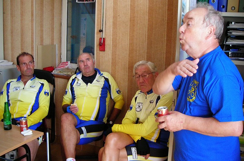 2011-06-16 58 La Longere - Jusque la et defense de boire.JPG